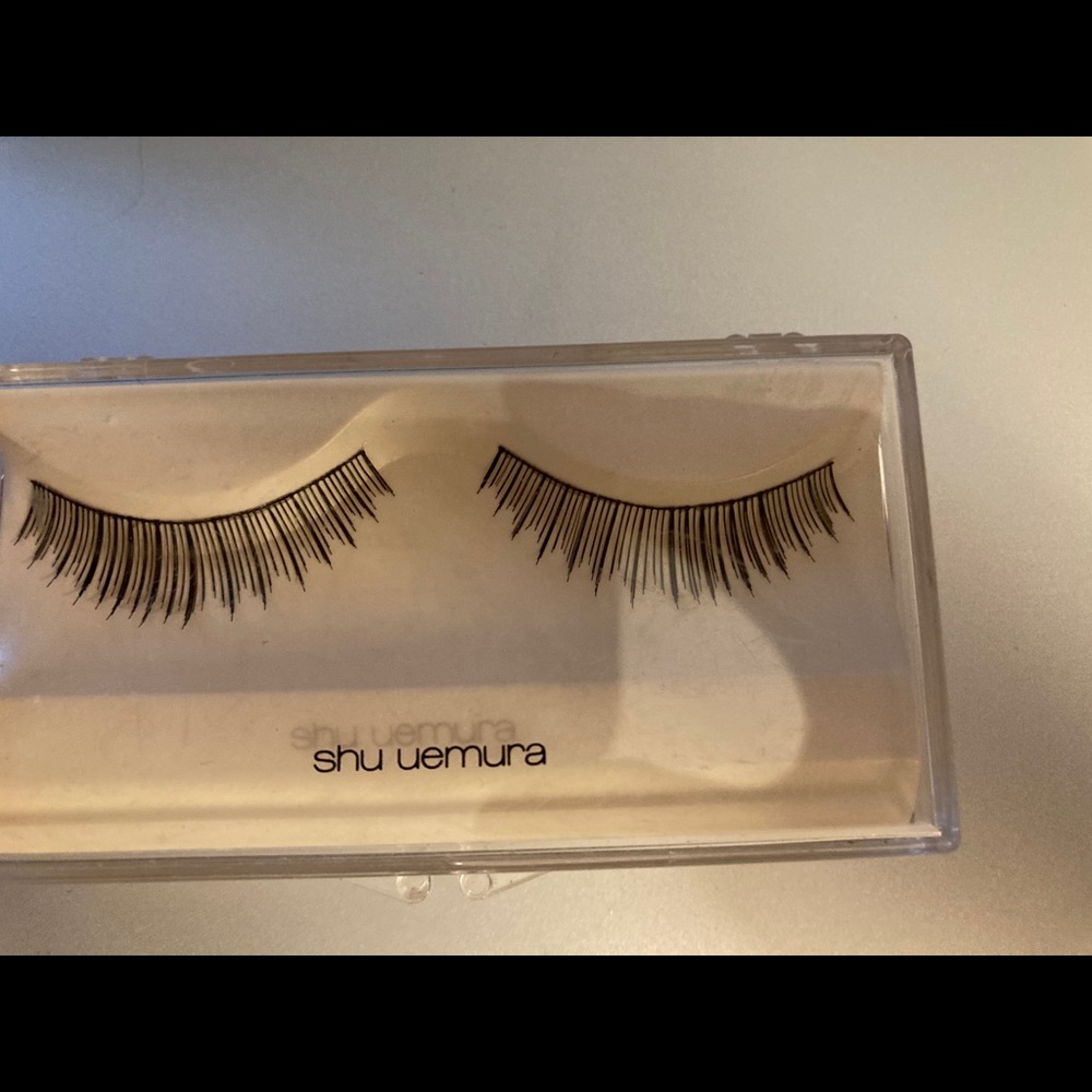 Shu uura lashes 01